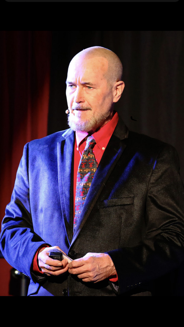 Hire Marc Rubben Corporate Comedian In Omaha Nebraska