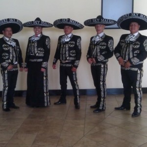 Mariachi Autentico Voces Mexicanas