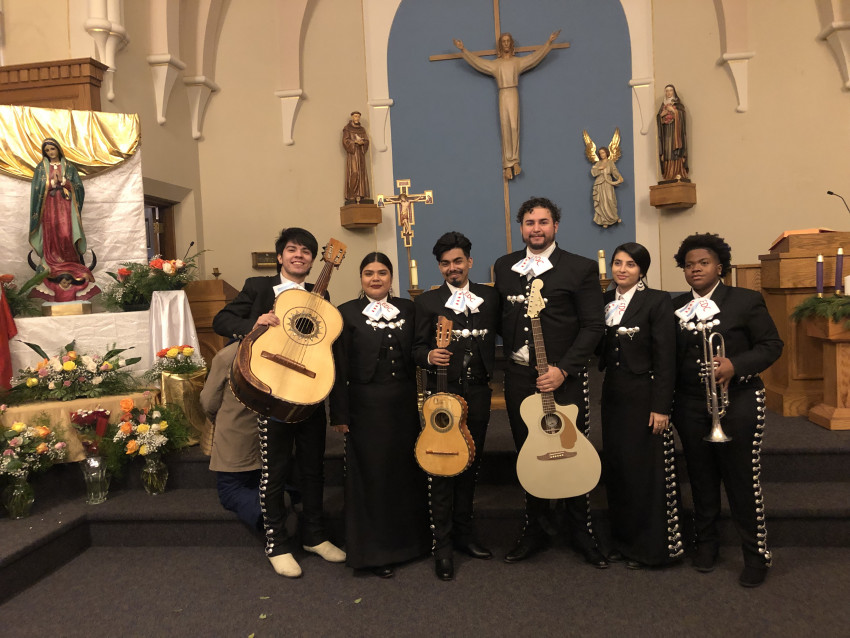 Hire Mariachi Estrellas de Chicago Mariachi Band in Chicago, Illinois