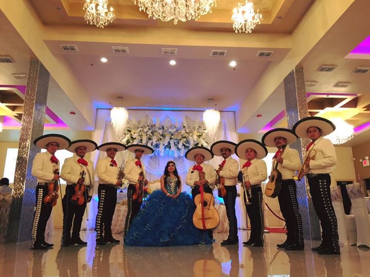 Hire Mariachi Xochipilli Mariachi Band in McAllen, Texas