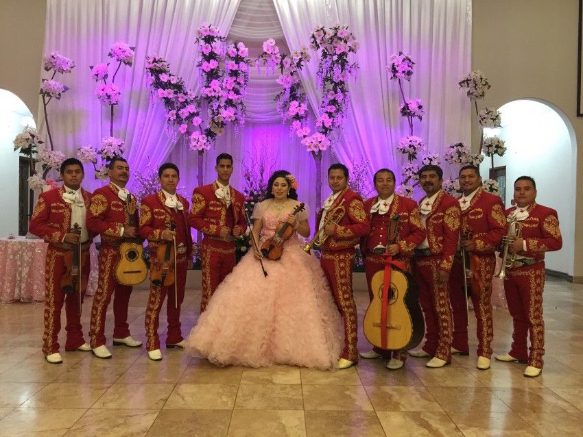 Hire Mariachi Xochipilli Mariachi Band in McAllen, Texas