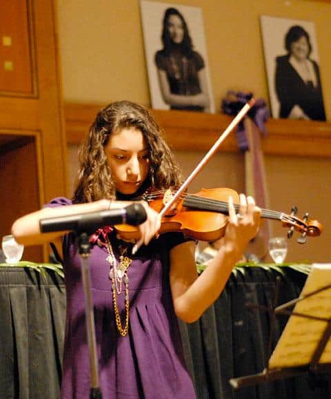 Gallery photo 1 of Marina, Classical Violin & Vocalist