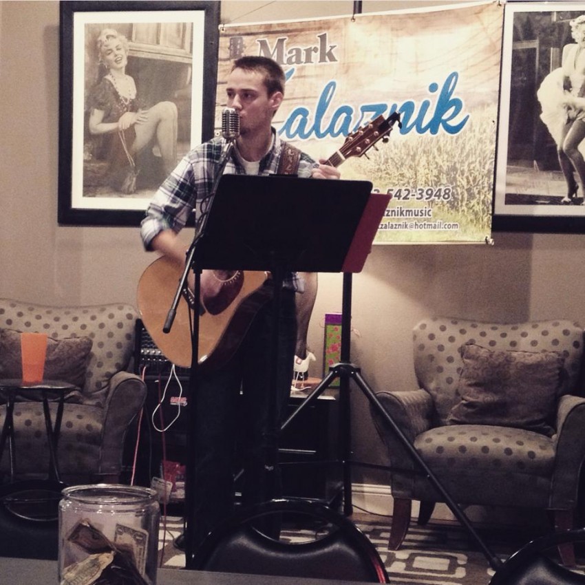 Hire Mark Zalaznik Music Singing Guitarist in Dubuque, Iowa