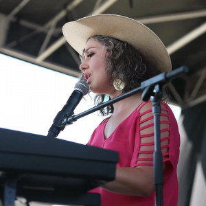 Marta Spirk - Singing Pianist in Denver, Colorado