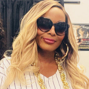 Mary J Blige Xperience featuring Tomi Bell - Tribute Artist in Las Vegas, Nevada