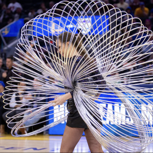 Maryna Hula Hoop Juggler - Circus Entertainment in Rancho Cordova, California