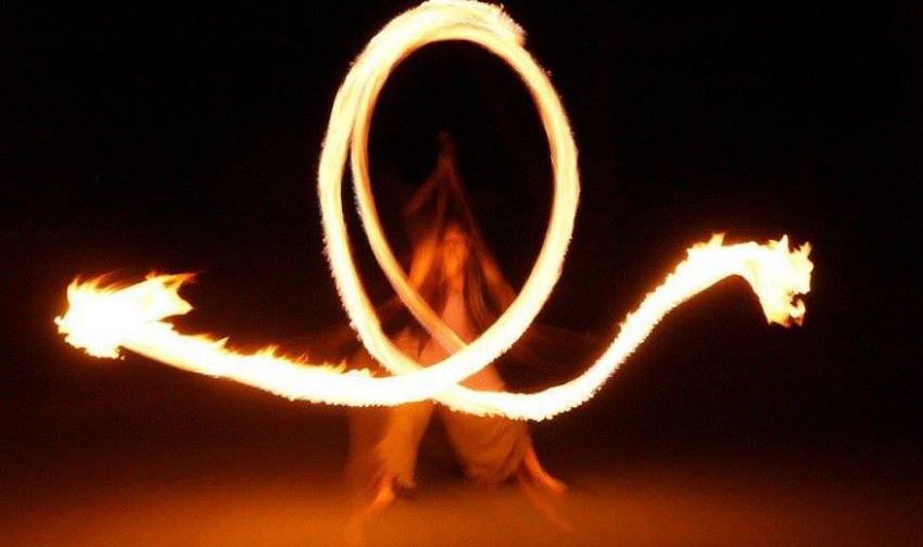 Gallery photo 1 of Maui Fire Dancers