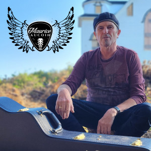 Maurice Aucoin - Singing Guitarist in Windsor Junction, Nova Scotia