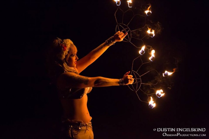 Hire Maya Papaya Variety Entertainer in Los Angeles, California