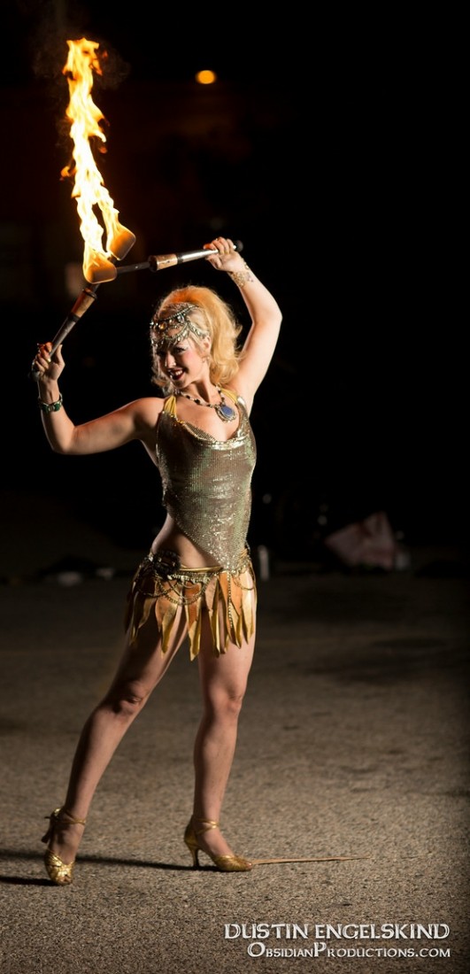 Hire Maya Papaya Variety Entertainer in Los Angeles, California