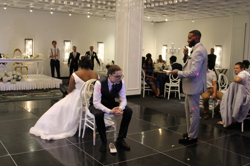 Gallery photo 2 of Mc Bond Live