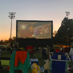 Mega Outdoor Movies - Outdoor Movie Screens / Family Entertainment in Los Angeles, California