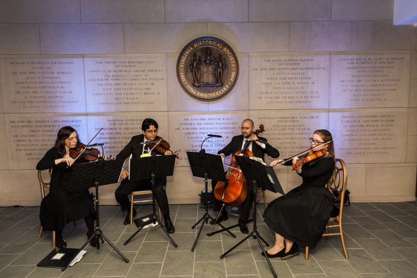 Gallery photo 1 of Melodious Strings Quartet