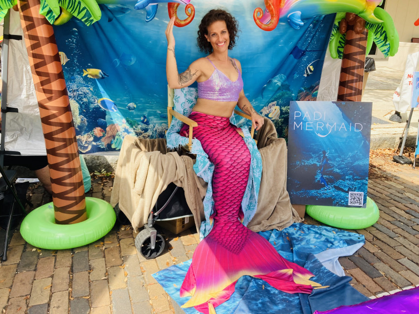 Gallery photo 1 of MerMandy's Professional Mermaid Services