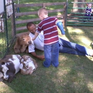 Meyer Petting Zoo - Petting Zoo / Family Entertainment in Holstein, Iowa