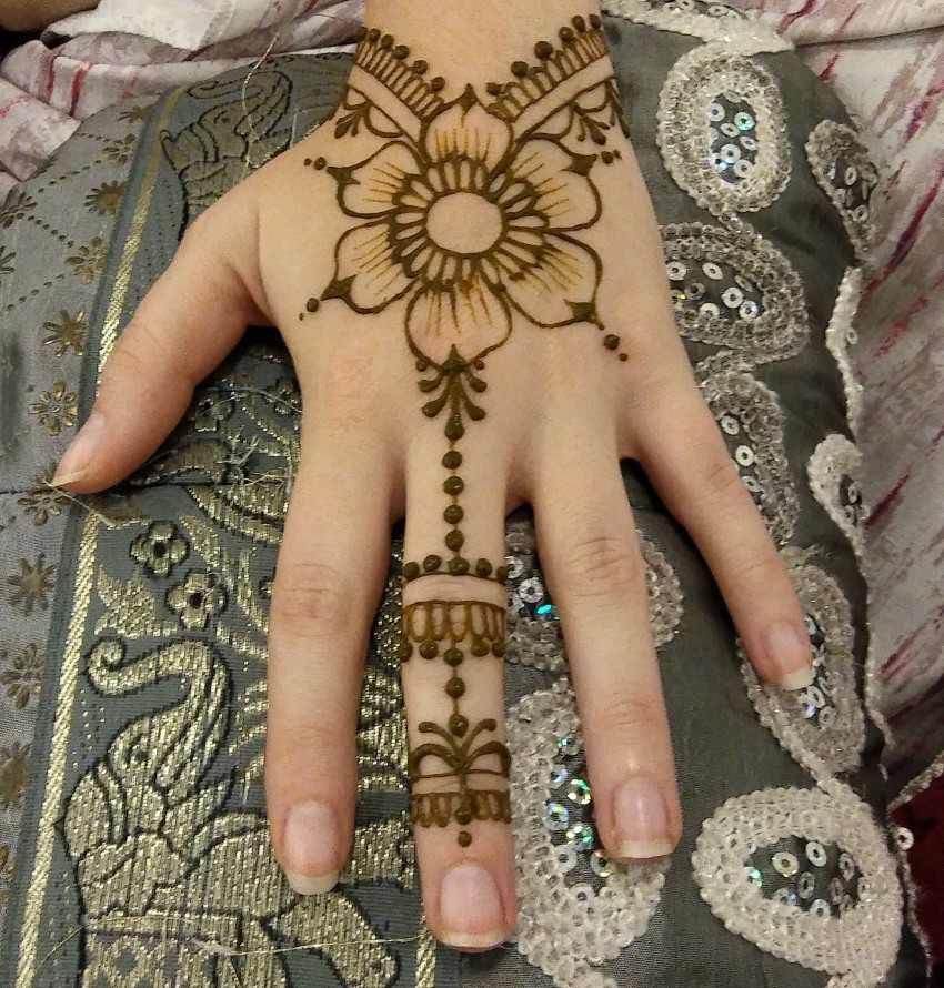 Hire Miami Henna Tattoo Artist Henna Tattoo Artist in Miami Beach