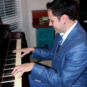 Michael J.P. Gibson - Singing Pianist in Sugar Land, Texas