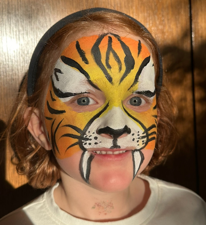 Gallery photo 1 of Mini Masterpieces Face Painting