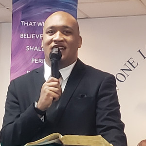 Minister Tavon Kelly