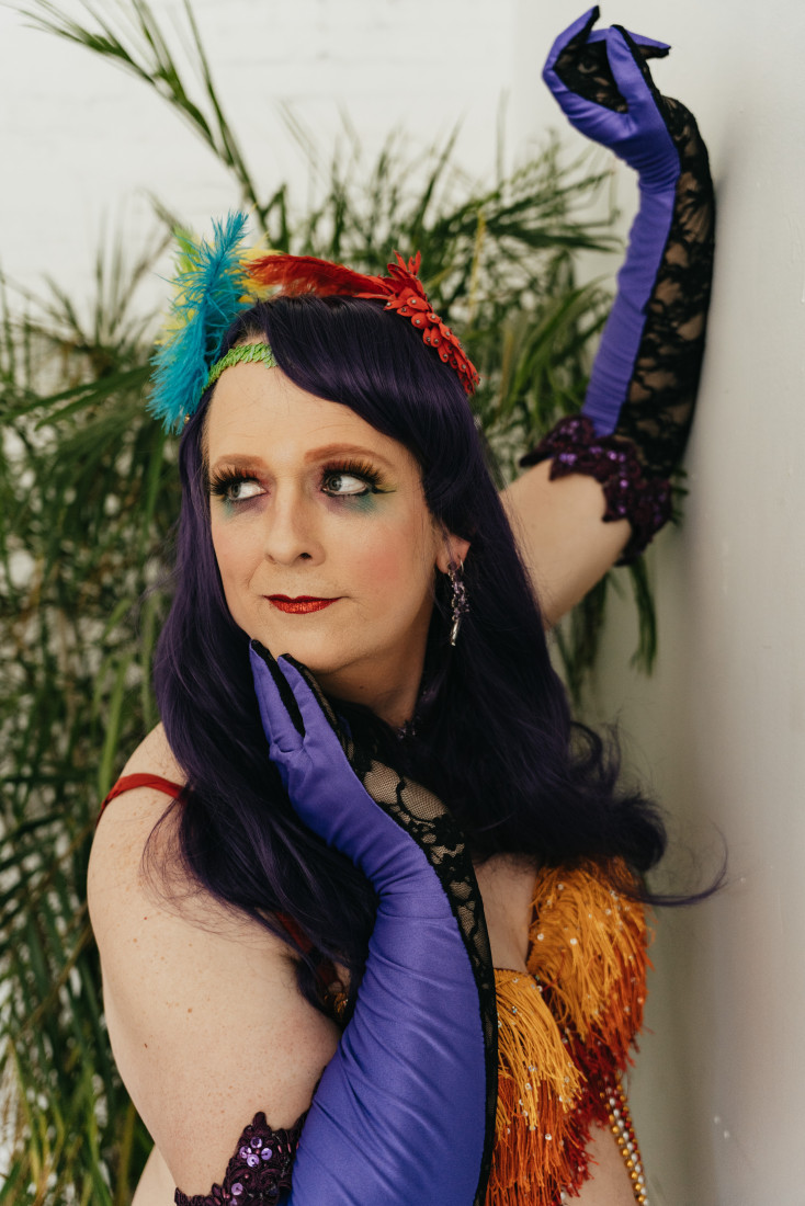 Gallery photo 1 of Miss Violet DeVille
