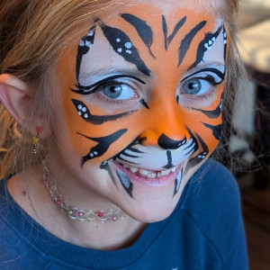 Momma Magic - Face Painter / Halloween Party Entertainment in Raleigh, North Carolina