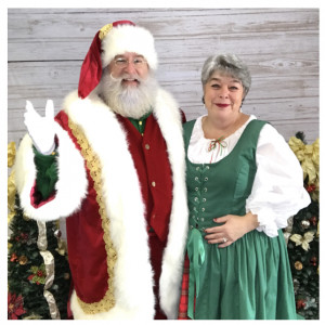 Mr and Mrs Jeffrey Claus - Santa Claus in Rochester, New York