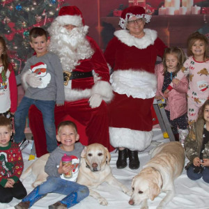 Santa Donald and Mrs Santa Claus - Santa Claus / Holiday Entertainment in McLouth, Kansas
