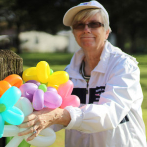 Mrs B.Loonie - Balloon Twister / Outdoor Party Entertainment in Memphis, Tennessee