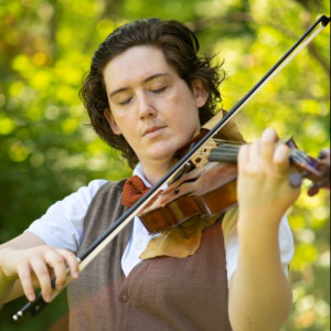Muireann Meiklejohn Music-Making - Violinist / Strolling Violinist in Kelowna, British Columbia