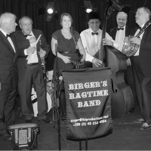 Music for listening and dancing - Ragtime Band in Stockholm, Maine
