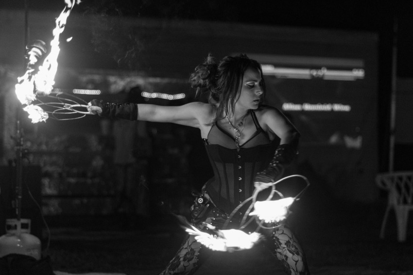 Gallery photo 1 of Nadia Z Romi- Fire spinning, dancing