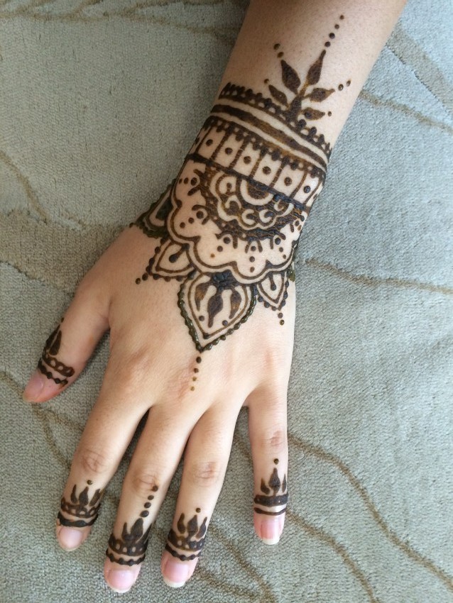Hire Najjarian Henna Henna Tattoo Artist in Philadelphia