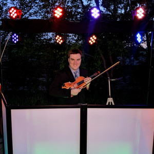 Nick Hyde DJ & Violinist - Wedding DJ in Duluth, Minnesota