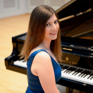 Nicole Elyse DiPaolo - Classical Pianist in Cleveland, Ohio