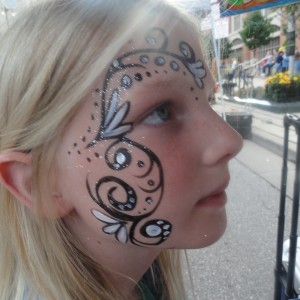 Nicole's Face Painting