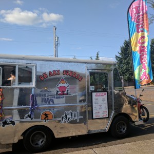 food trucks in newport oregon