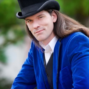 David Darwin - One Man Sideshow - Juggler / Medieval Entertainment in Philadelphia, Pennsylvania