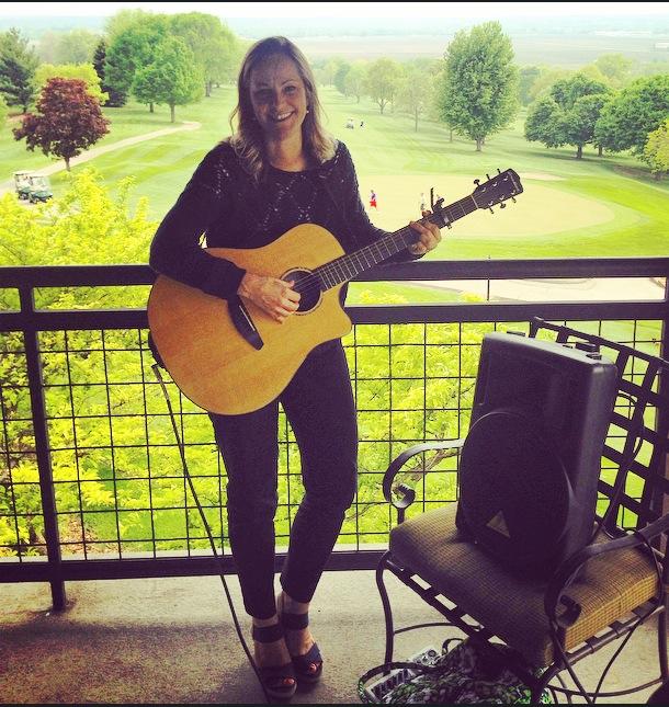 Hire Denise Forney, singing guitarist Singing Guitarist in West Des