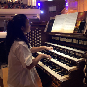 Organ solo, piano solo, church musician - Organist in Chicago, Illinois