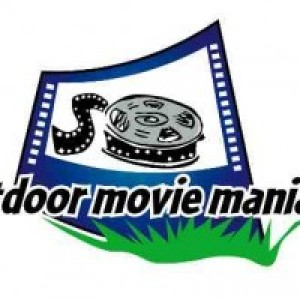 Outdoor Movie Mania
