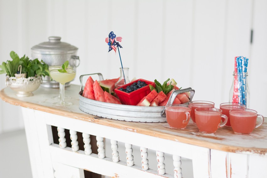 Hire Palace Party Beverage Co. (Mobile Bartenders) Bartender in