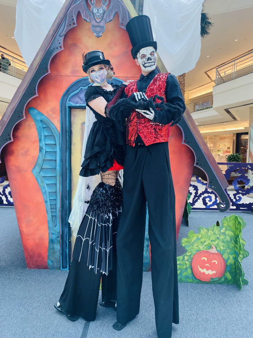 Hire Palm Beach Stilts & Entertainment Stilt Walker in Palm Beach