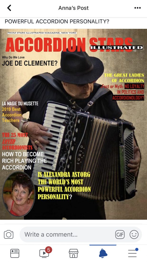 Hire Papa Joe Accordion Player in Bellerose, New York