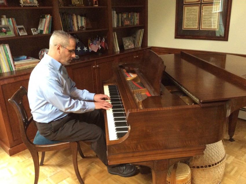 Hire Scott Grossman Solo Piano Pianist In Harvard Massachusetts