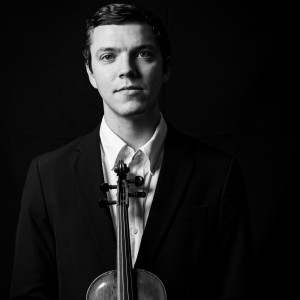 Peter Paetkau - Violinist / Strolling Violinist in Somerville, Massachusetts
