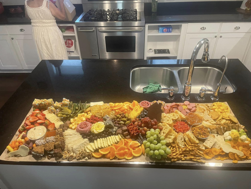 Gallery photo 2 of Petite Pois Charcuterie and Grazing