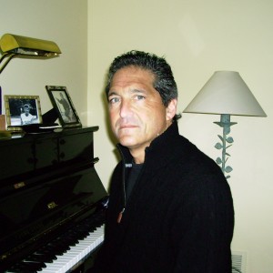 Piano / Vocalist - Pianist / Holiday Party Entertainment in Westbrook, Connecticut