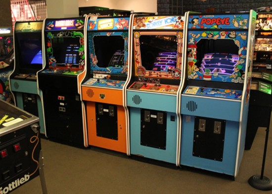 Gallery photo 1 of Pinballz Arcade