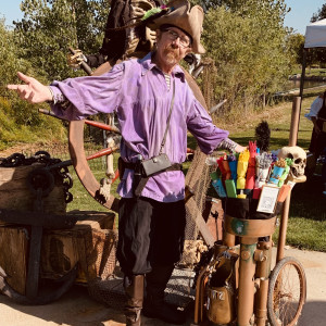 Pirate Balloon Arts - Balloon Twister / Outdoor Party Entertainment in Denver, Colorado