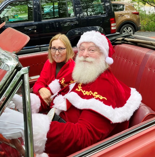 Gallery photo 1 of Pocono Santa Encounter